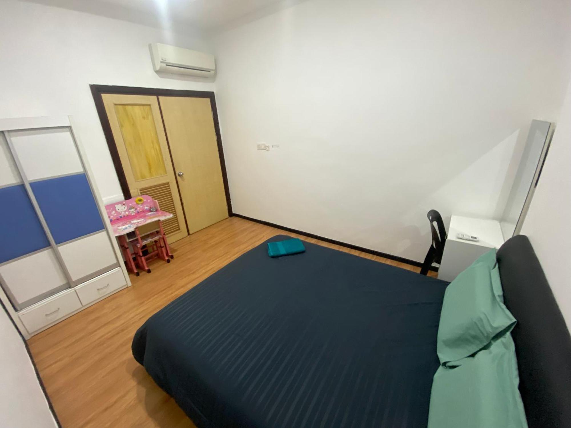 Imperial At Boulevard Mall Apartment *