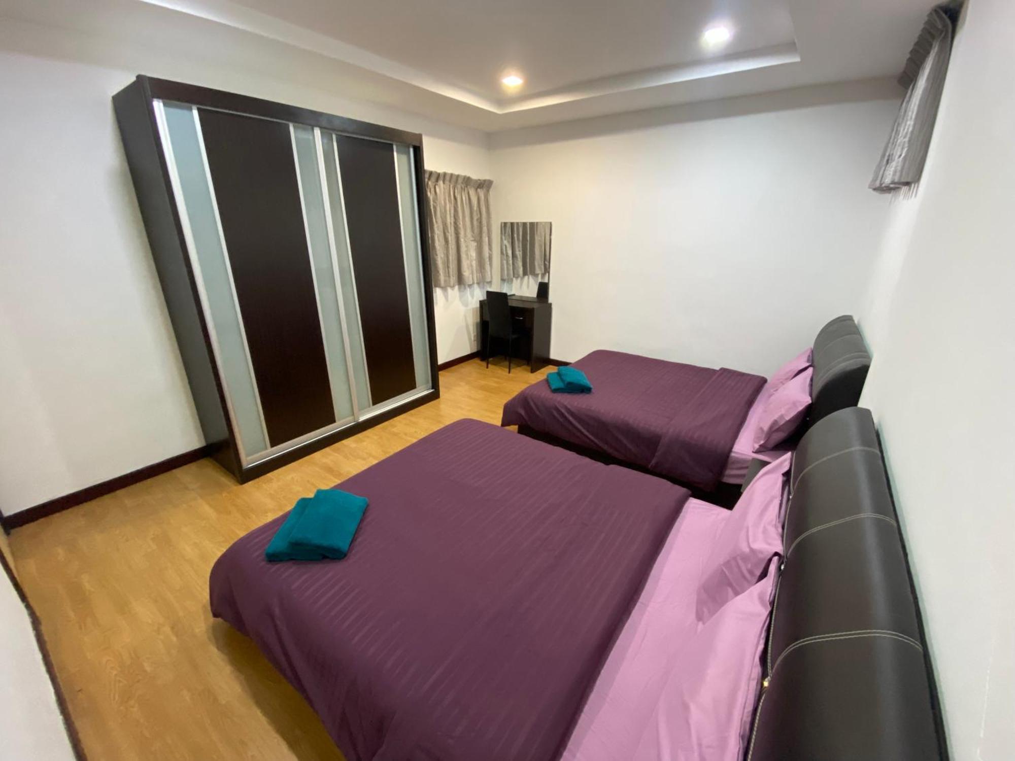 Imperial At Boulevard Mall Apartment