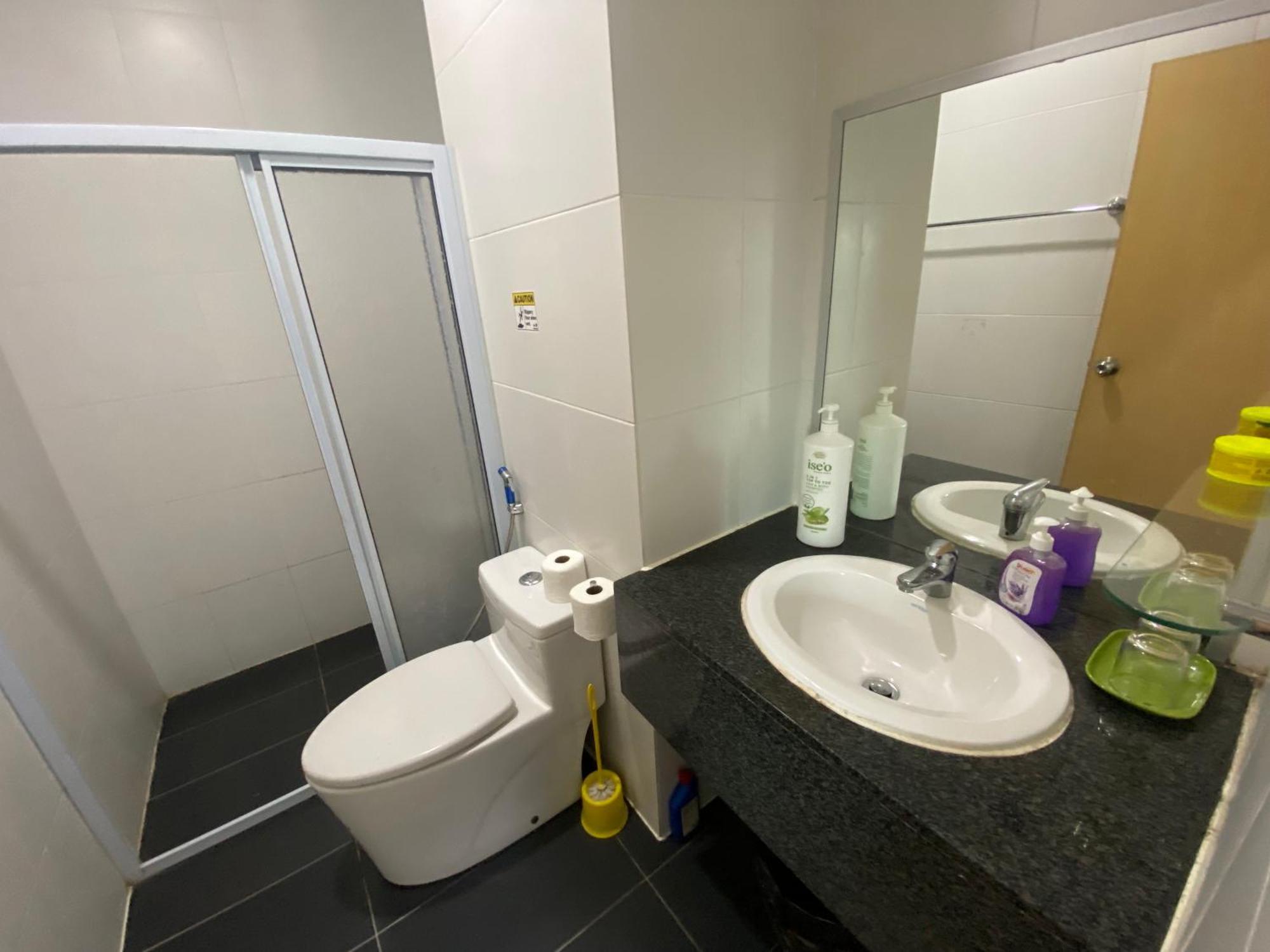 Imperial At Boulevard Mall Apartment *
